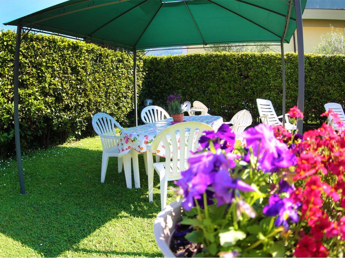 Villa Chiara Affitta Camere カッラーラ エクステリア 写真